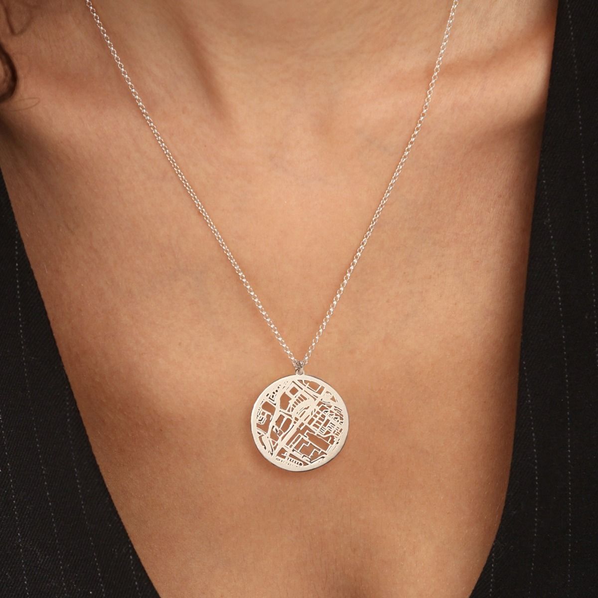 Hollow Map Necklace — Circle / Stainless Steel
